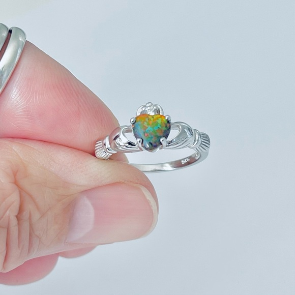 Sterling Silver Black Lab Opal Heart Claddagh Ring, Irish Rings, Crown Hearts - Picture 6 of 14